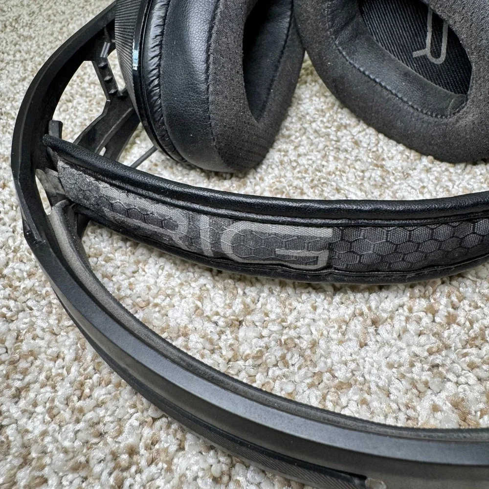 Plantronics RIG 800LX Wireless Gaming Headset Only Black Noise Canceling Mic